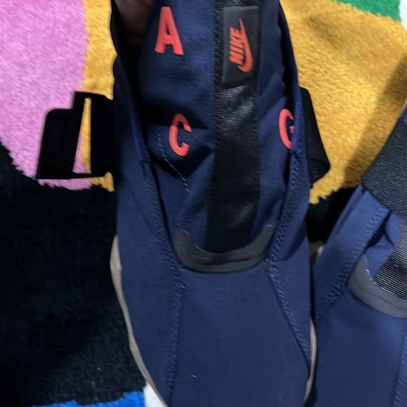 Gently used Nike for men blue and orange ACG worn twice and well maintained - Picture 3 of 8